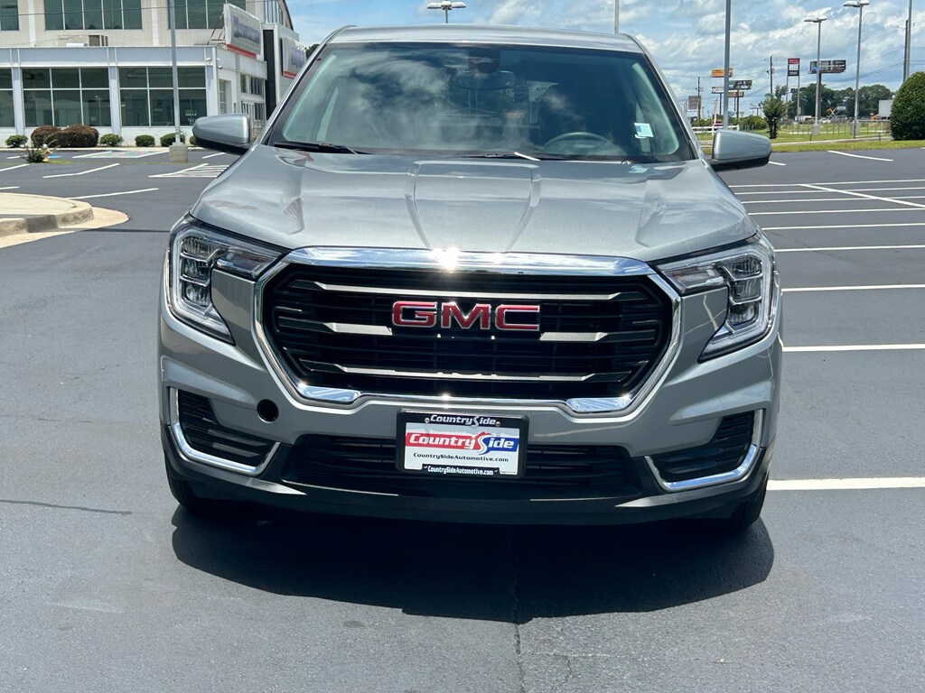2024 Gmc Terrain SLE photo 2