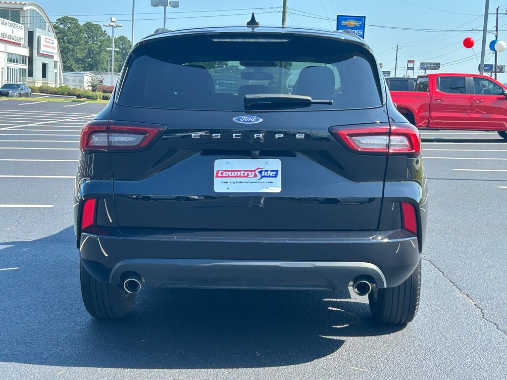 2024 Ford Escape ST-Line photo 3