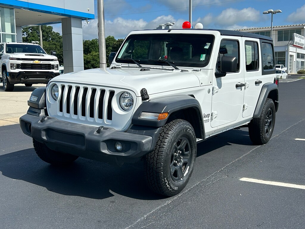 2018 Jeep Wrangler Unlimited Sport photo 3