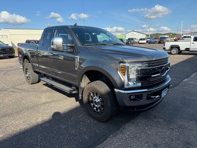 2019 Ford F-250 photo 2