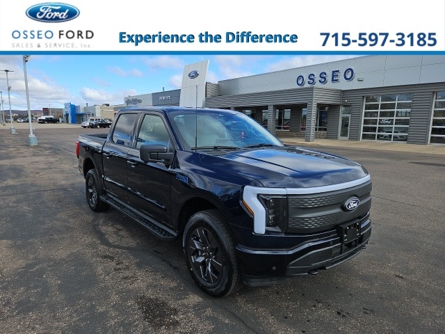2025 Ford F-150 Lightning Flash's photo