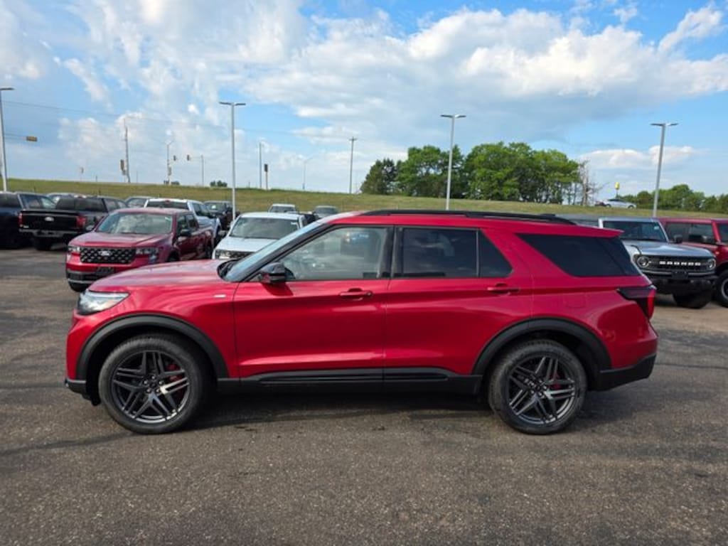 New 2026 Ford Explorer ST-Line SUV
