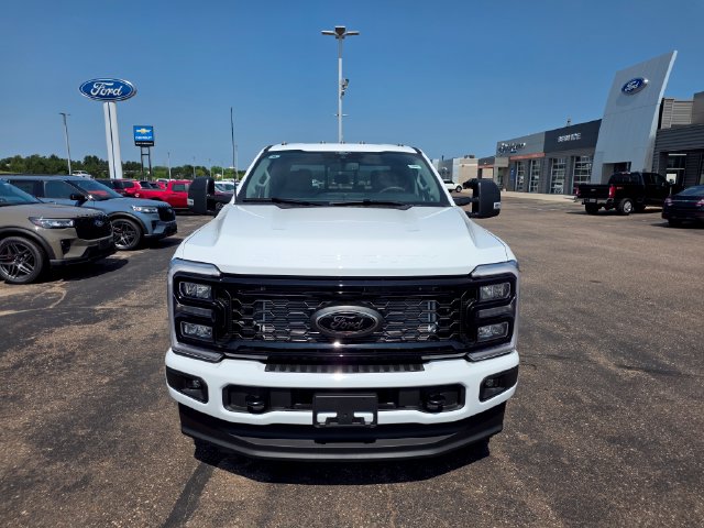 New 2026 Ford F-350 XLT Truck Crew Cab