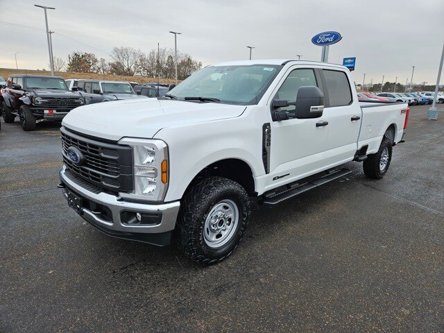 2025 Ford F-350 XL photo 2