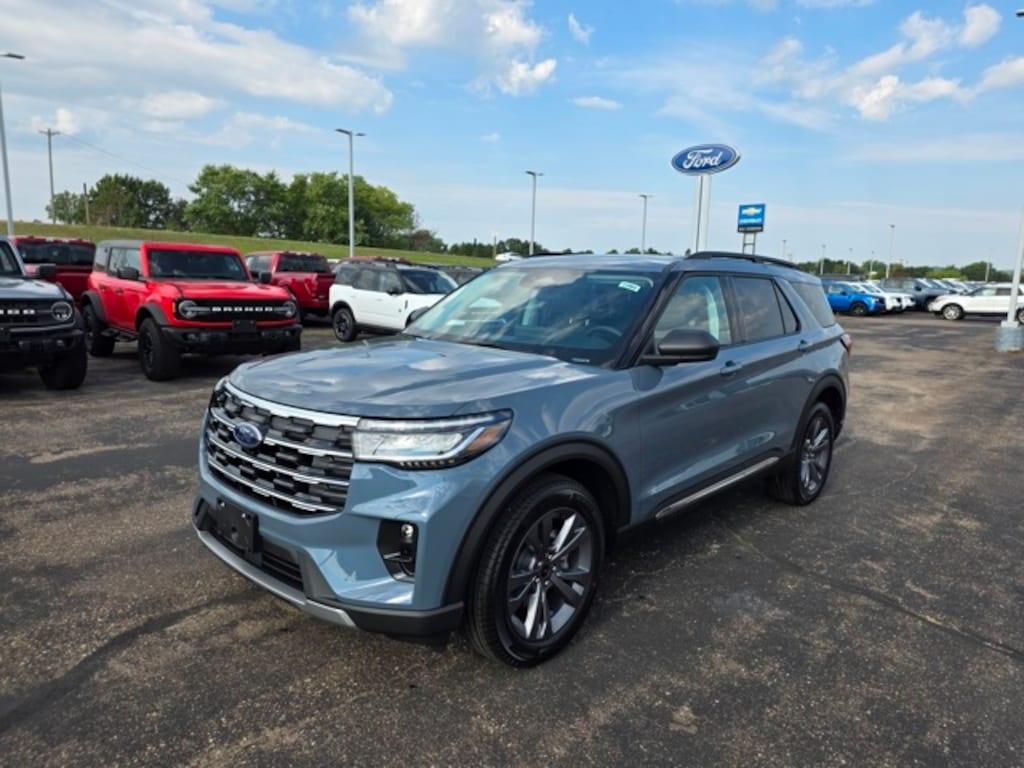 New 2025 Ford Explorer Active SUV