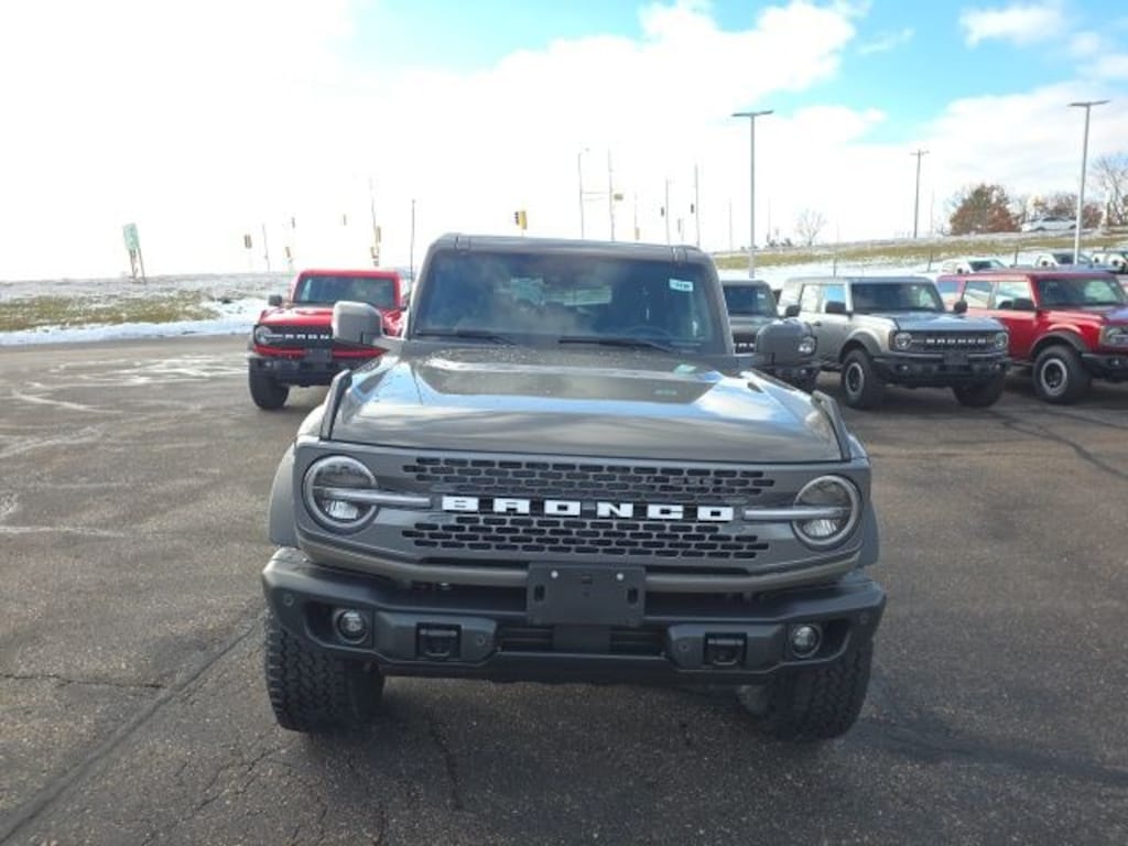 New 2025 Ford Bronco Badlands SUV