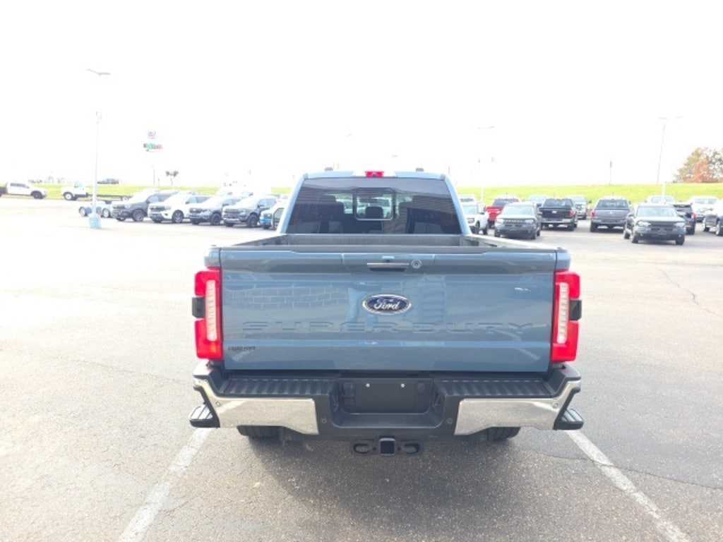 Used 2023 Ford F-350SD Lariat Truck