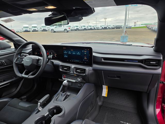 2025 Ford Mustang Dark Horse - Photo 15