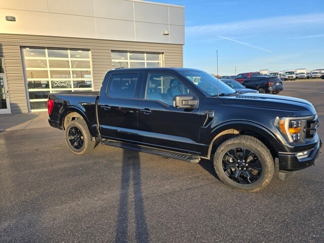 2022 Ford F-150 XLT photo 3