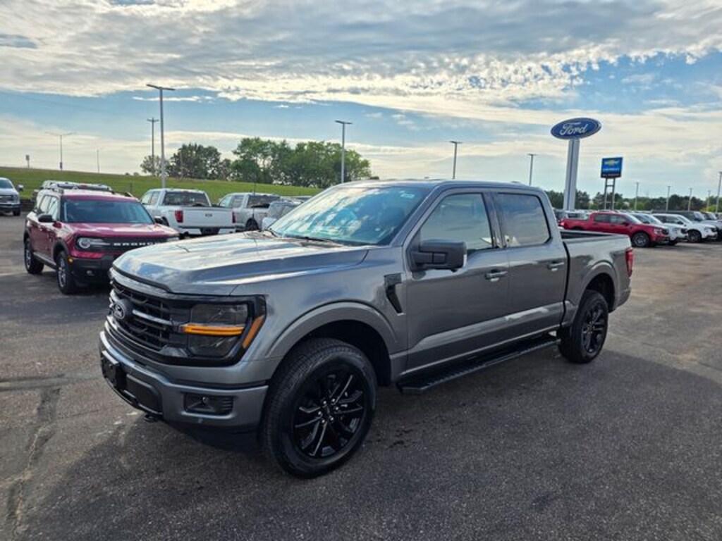 New 2026 Ford F-150 XLT Truck SuperCrew Cab