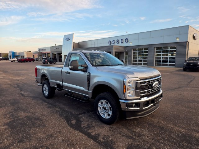 2027 Ford F-250 XLT Truck Regular Cab