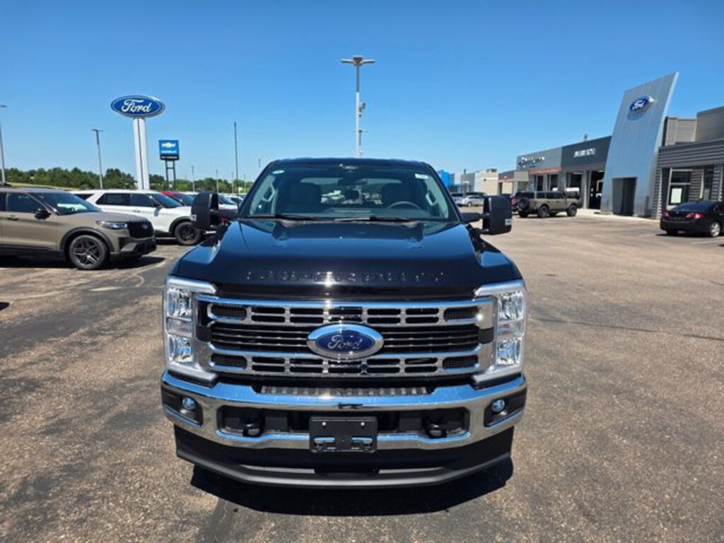 New 2026 Ford F-250 Truck Crew Cab