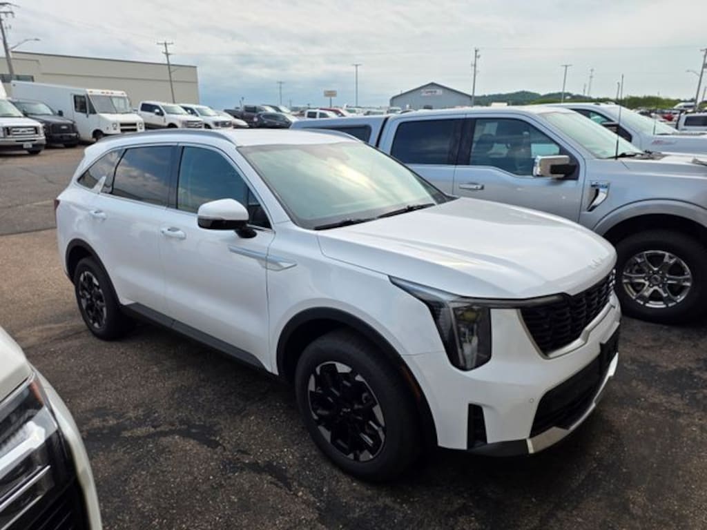 Used 2025 Kia Sorento S SUV