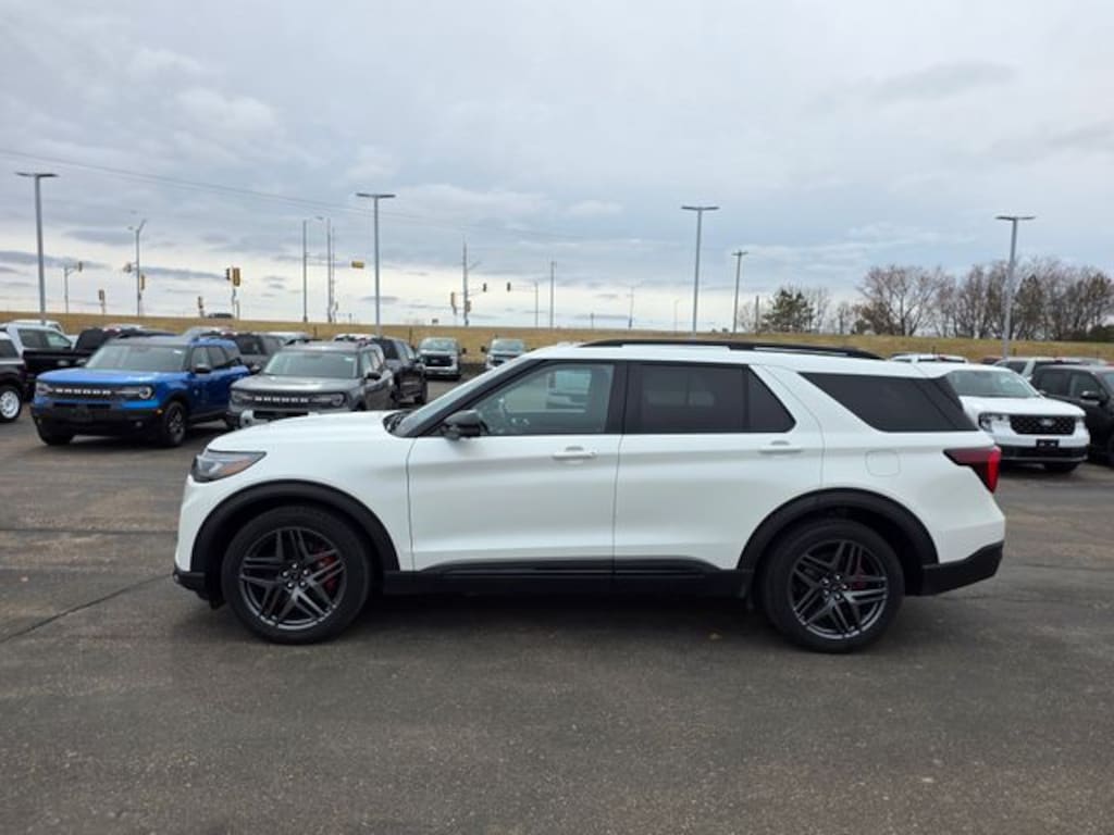 Used 2025 Ford Explorer ST SUV