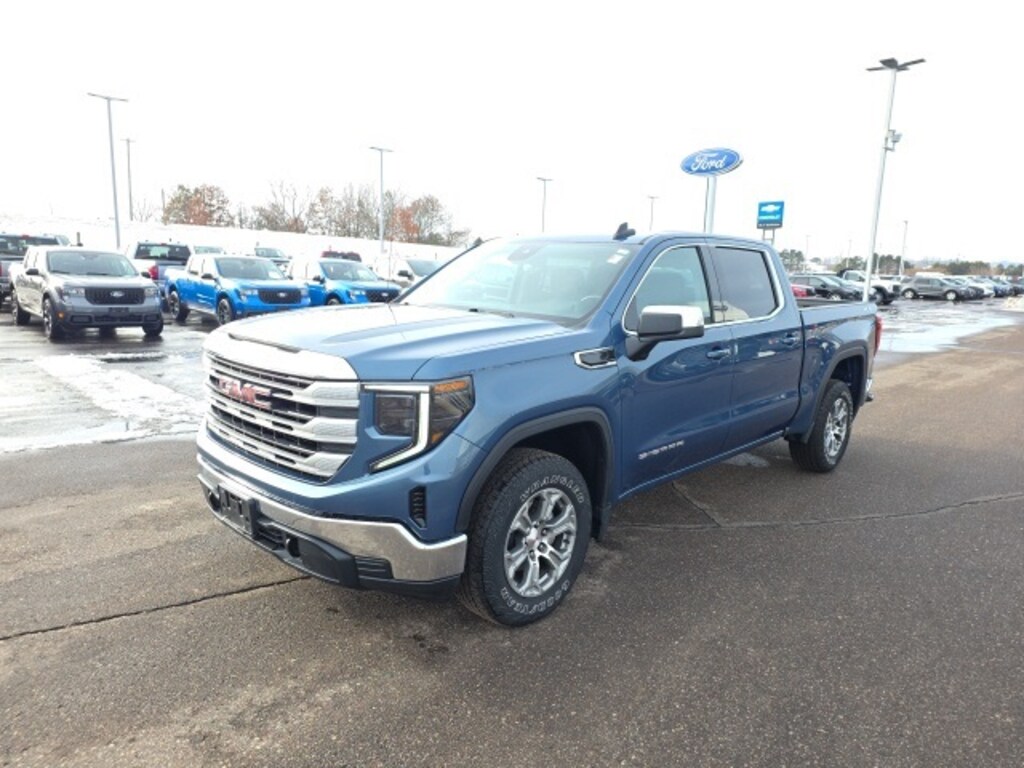 Used 2024 GMC Sierra 1500 SLE Truck