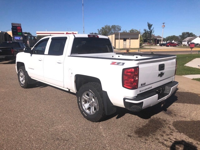 Used 2016 Chevrolet Silverado 1500 LT with VIN 3GCUKRECXGG372938 for sale in Osseo, WI