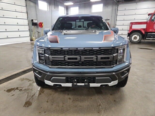 2023 Ford F-150 Raptor photo 3