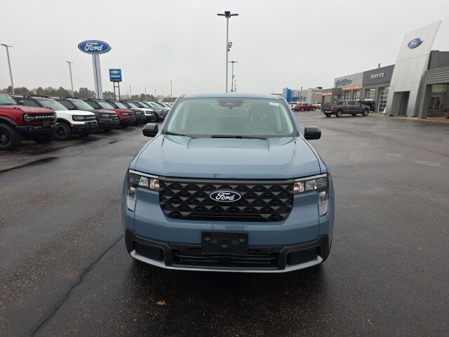 2025 Ford Maverick XLT photo 2