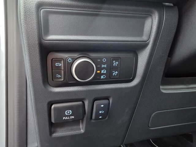 2025 Ford F-150 Lightning Lariat - Photo 19