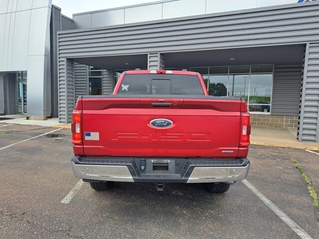 2021 Ford F-150 XLT photo 3