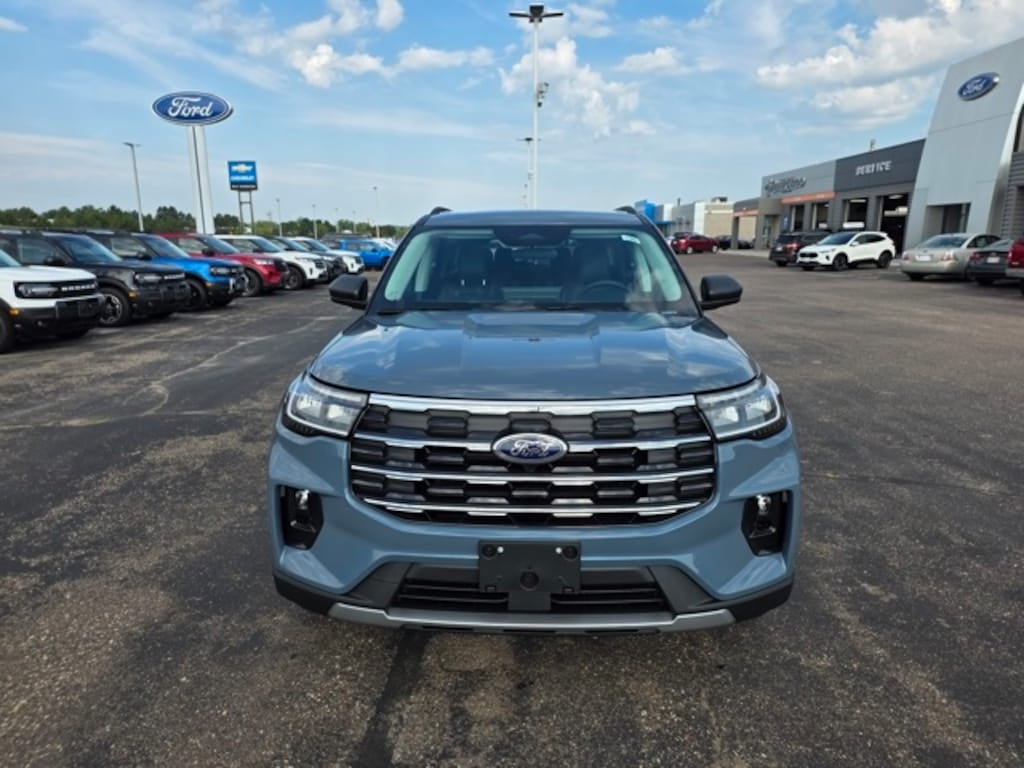 New 2025 Ford Explorer Active SUV