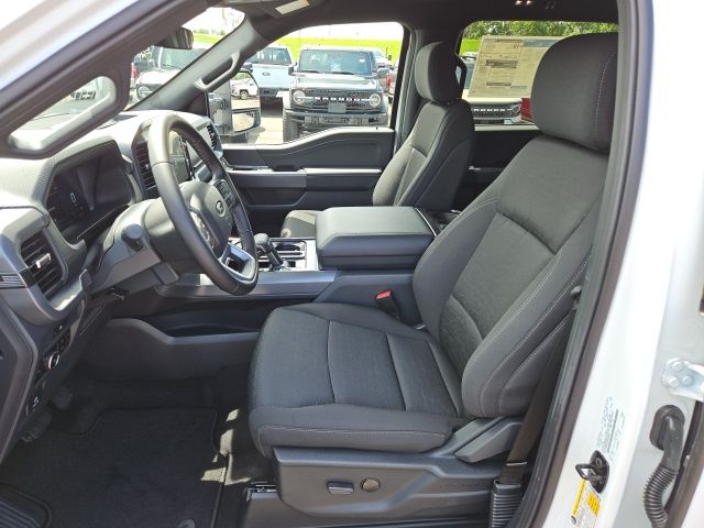 2025 Ford F-150 XLT - Photo 14