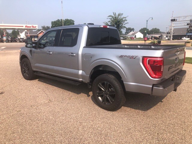 2022 Ford F-150 XLT photo 2
