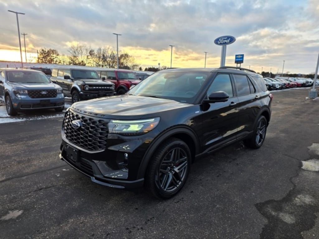 New 2026 Ford Explorer ST-Line SUV