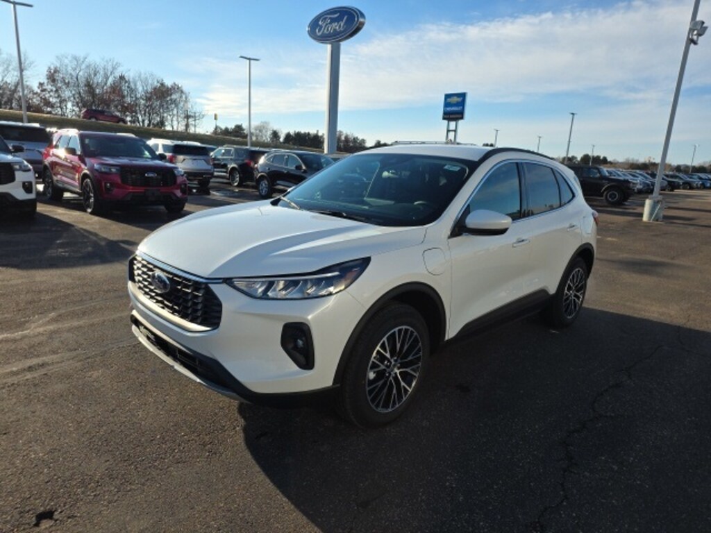 New 2026 Ford Escape PHEV SUV