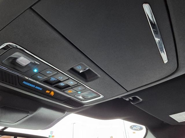 2025 Ford F-150 Lightning Lariat - Photo 29