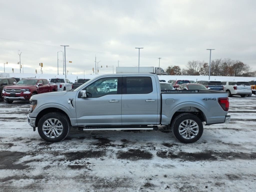 New 2025 Ford F-150 XLT Truck SuperCrew Cab