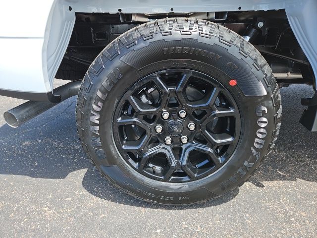2025 Ford F-150 XLT - Photo 9