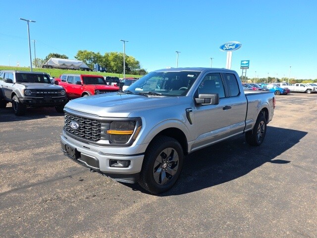 2025 Ford F-150 STX photo 2