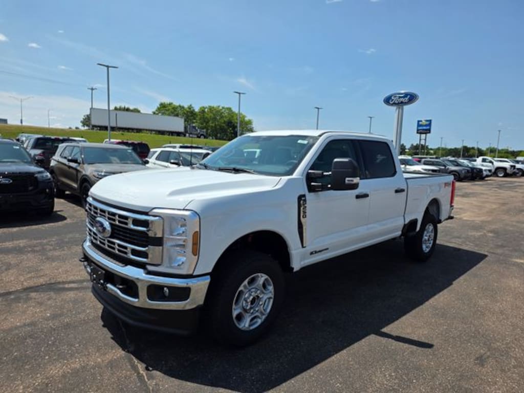 New 2026 Ford F-250 Truck Crew Cab