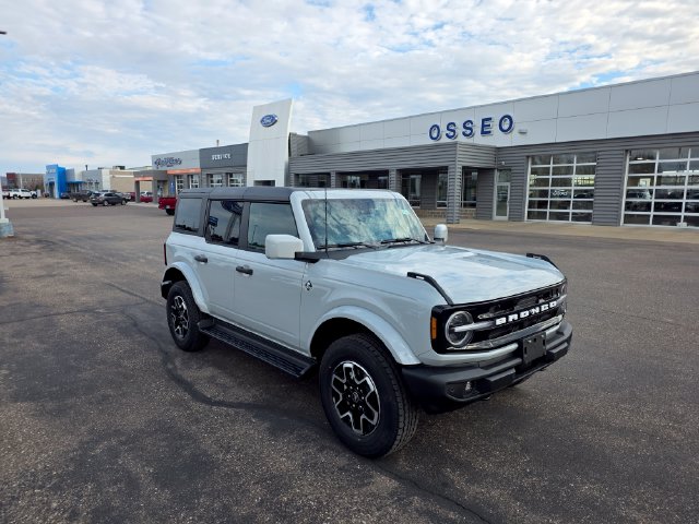 New 2026 Ford Bronco Outer Banks SUV