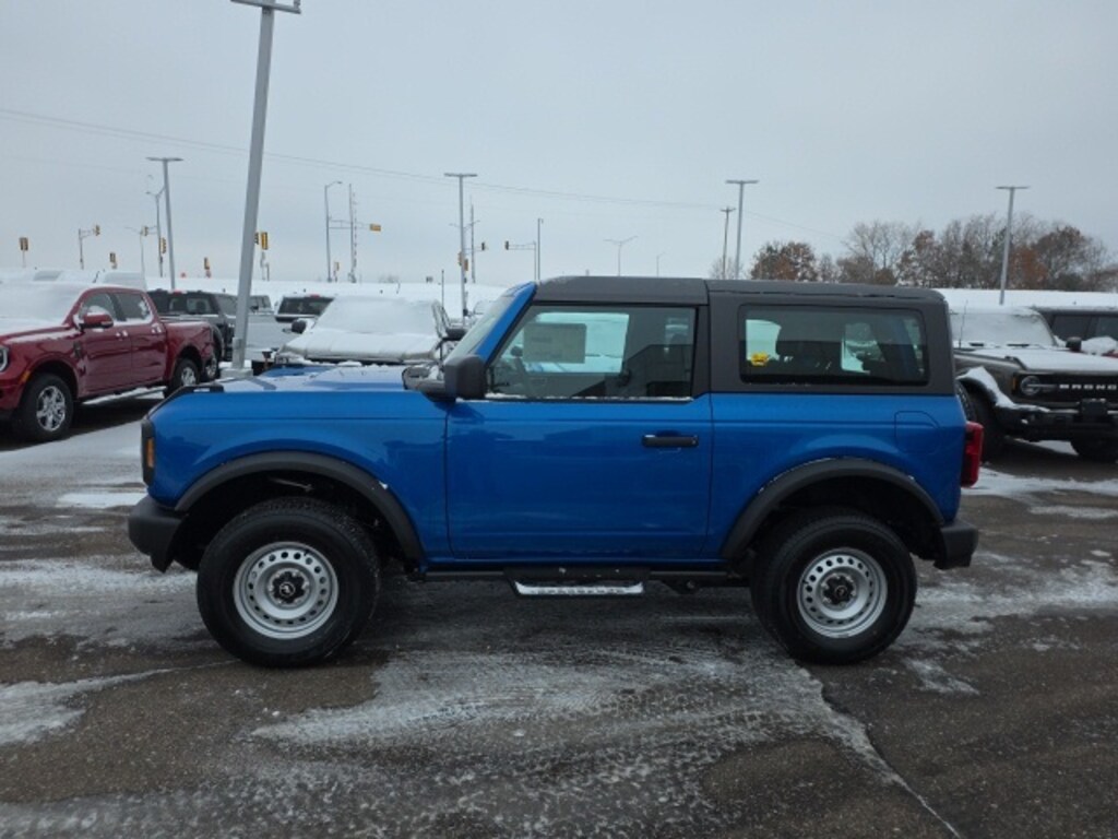New 2025 Ford Bronco Base SUV