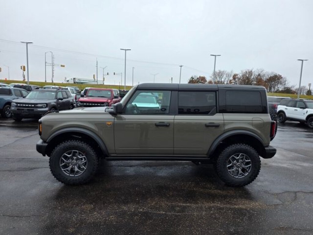 New 2025 Ford Bronco Badlands SUV