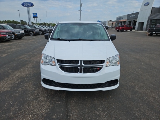 Used 2020 Dodge Grand Caravan SE with VIN 2C4RDGBG6LR184109 for sale in Osseo, WI