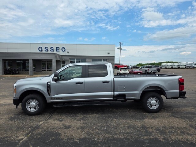 2024 Ford F-350 XL photo 4