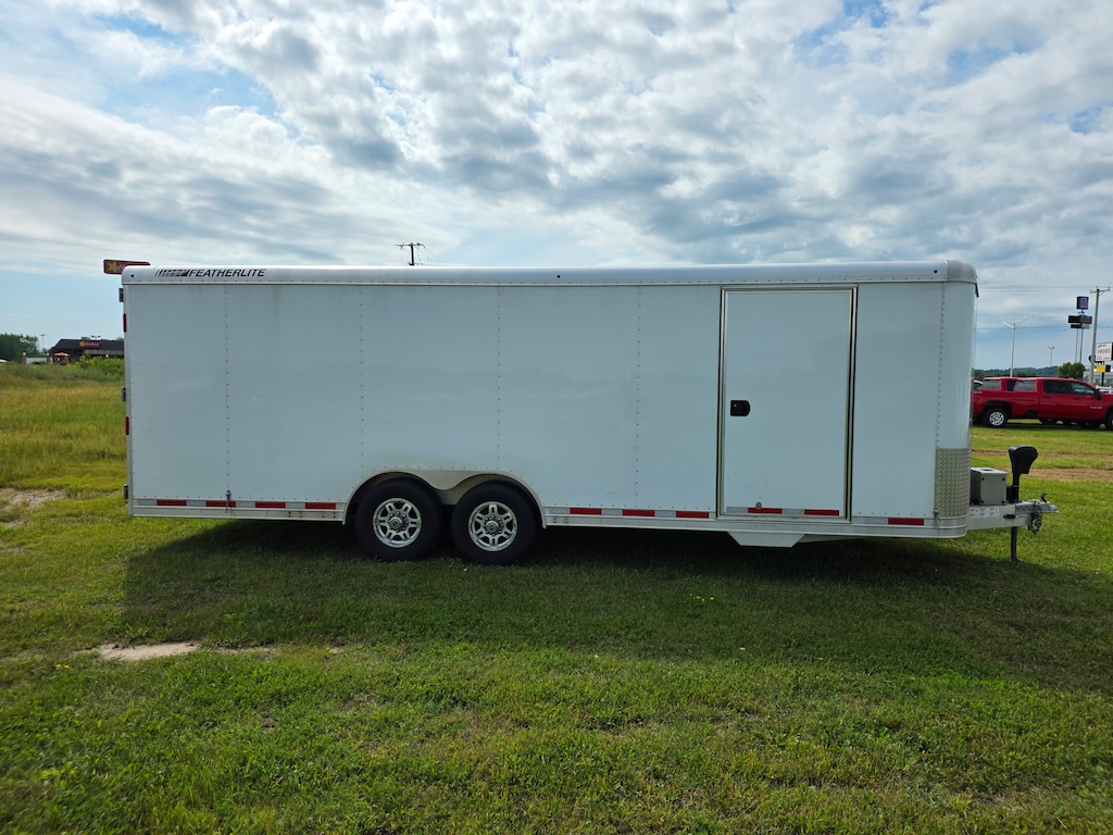 Used 2022 Featherlite 4926 Bumper Pull 24 ft Trailer