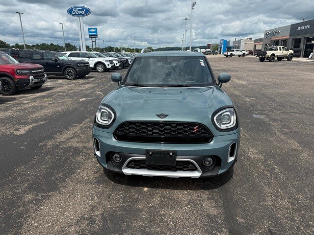 2022 Mini Cooper S Iconic photo 2