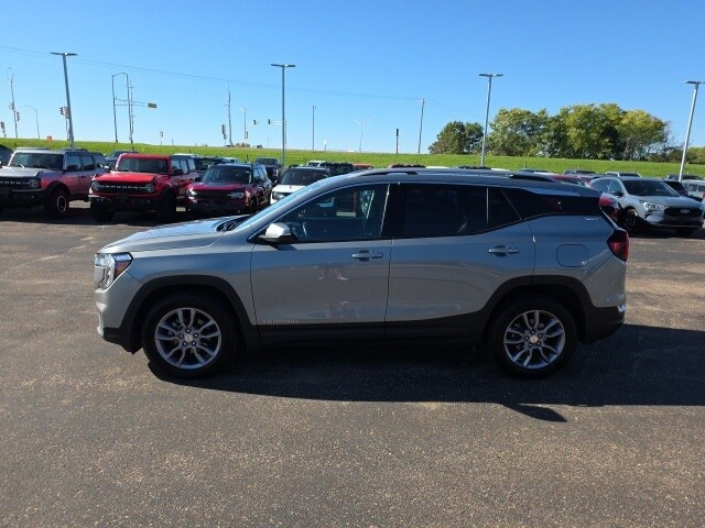 2023 Gmc Terrain SLT photo 3