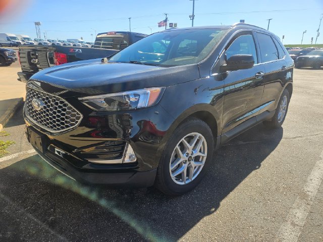 Used 2024 Ford Edge SEL SUV