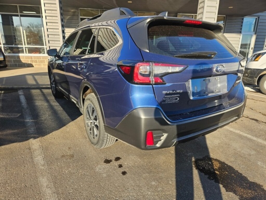 Used 2022 Subaru Outback 2.5i SUV