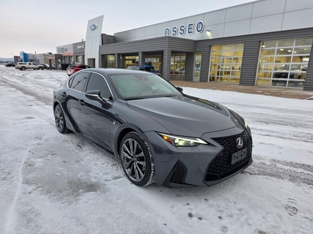 2022 Lexus IS 350 F SPORT's photo
