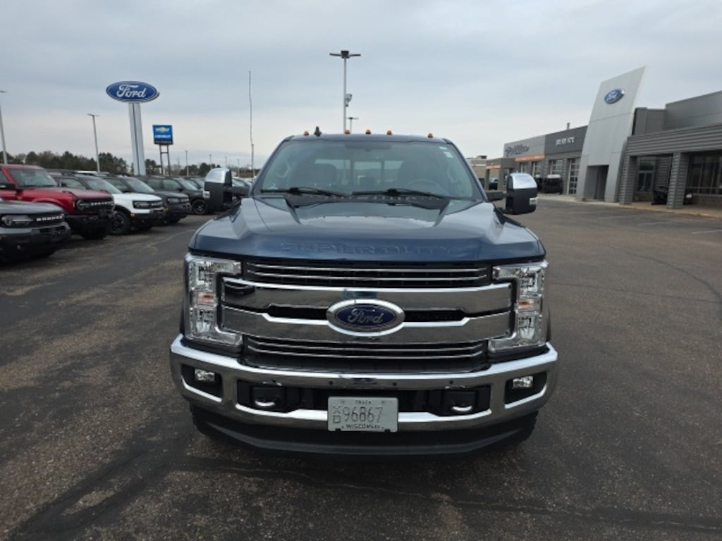 Used 2019 Ford F-250SD Lariat Truck
