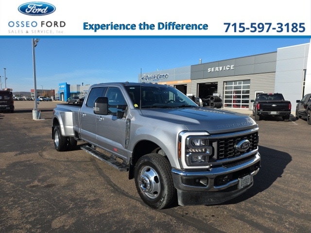 2024 Ford F-350 Super Duty Lariat's photo