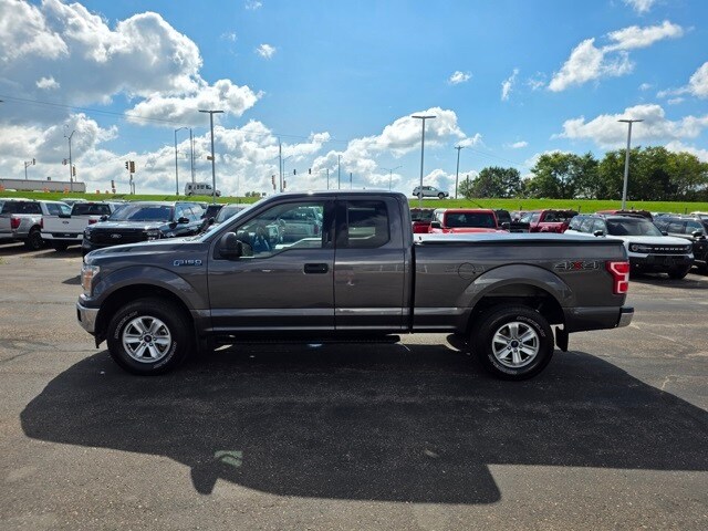 2020 Ford F-150 XLT photo 2