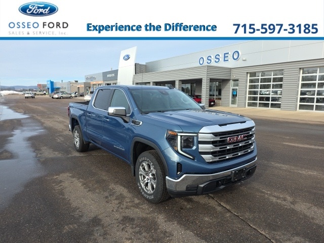 2024 GMC Sierra 1500 SLE's photo