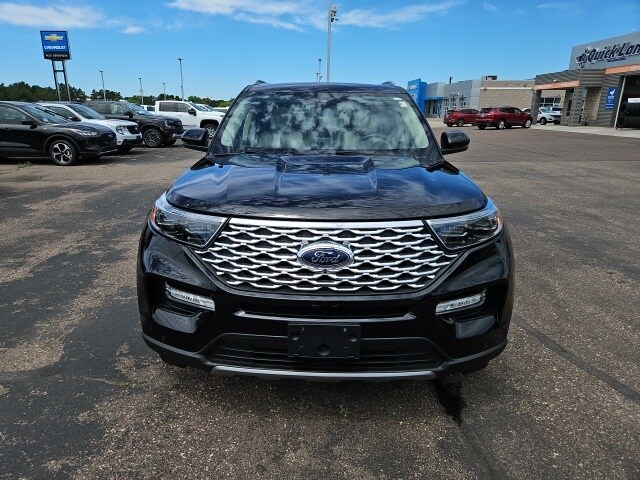 2023 Ford Explorer Platinum photo 2